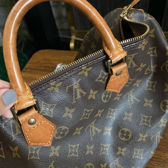 Speedy 40 Louis Vuitton in Monogram - Picture 8 of 16